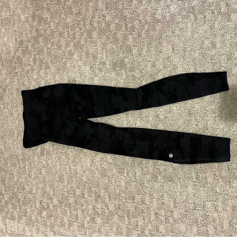 Women’s Lulu Black Camouflage Leggings
